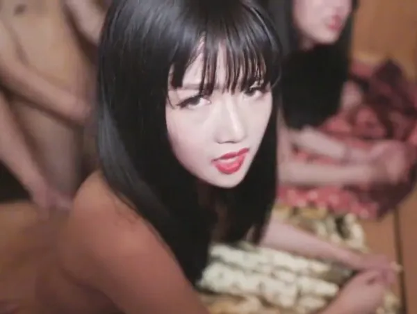 sex múi mít Những cô nàng thiếu thốn tình dục và cái kết